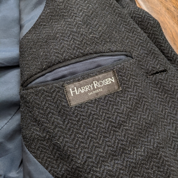 Vintage Hugo Boss x Harry Rosen Blazer - Picture 3 of 7